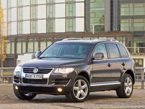 Коврики текстильные "Комфорт" для Volkswagen Touareg I (suv / GP) 2006 - 2010, черные, 4шт.